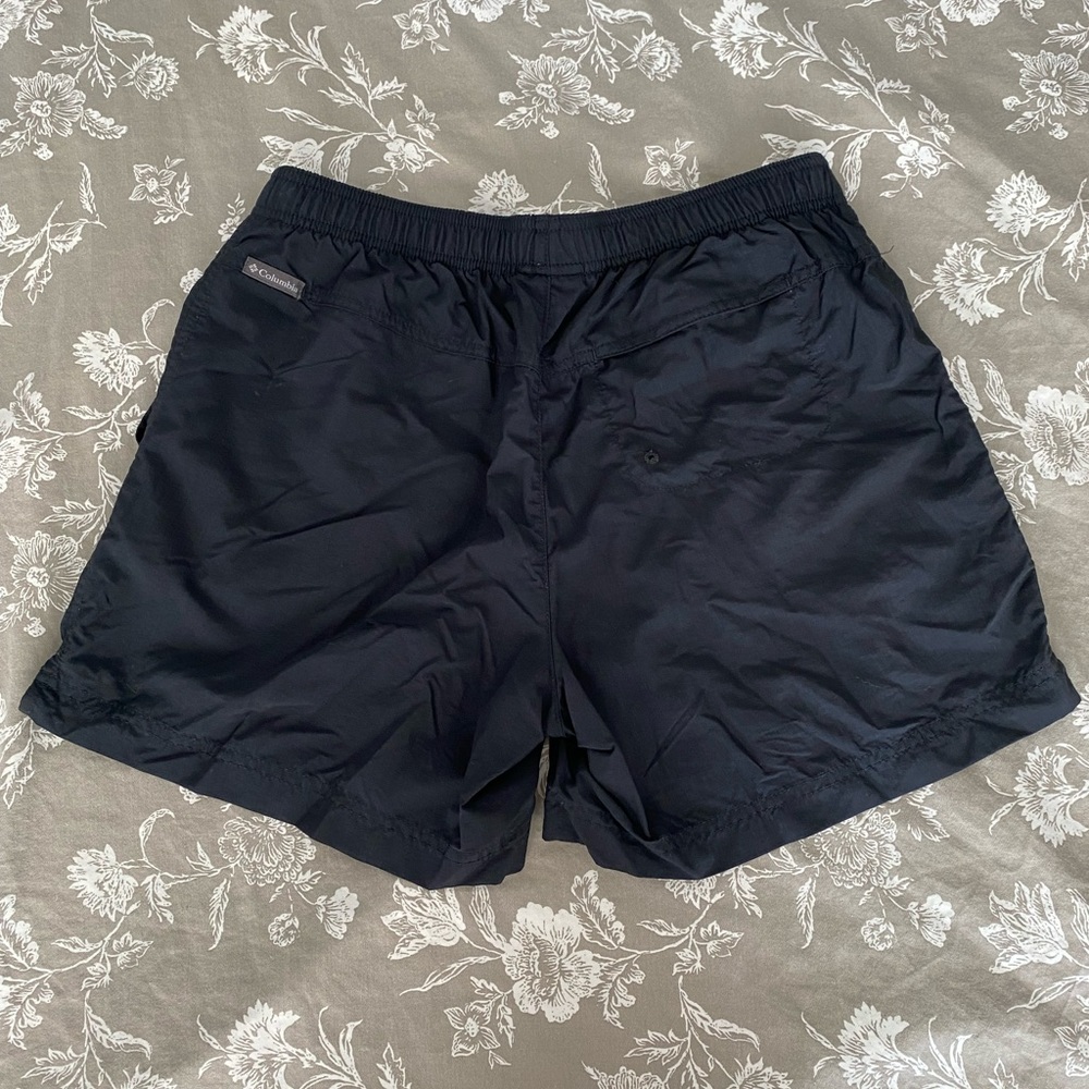 Black Columbia water shorts womens size S